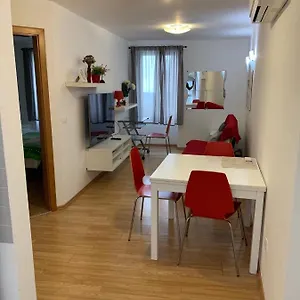  Apartment Matteotti 199