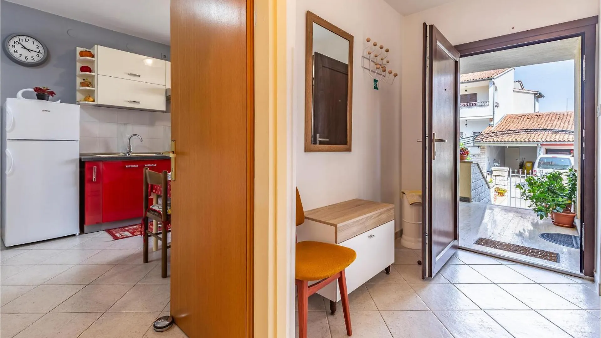 3 Bedroom Stunning Apartment In Rovinj