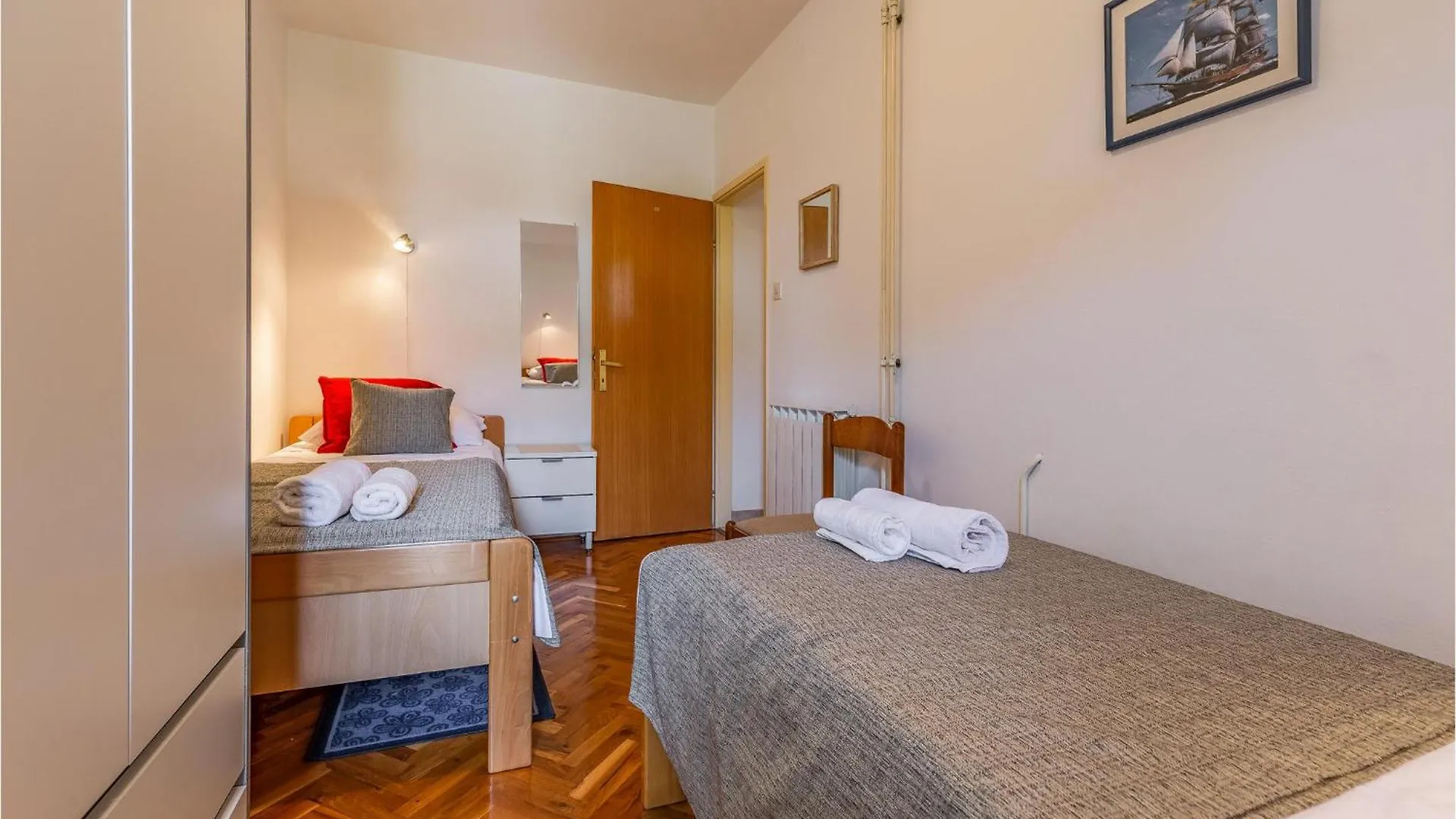 3 Bedroom Stunning Apartment In Rovinj Croatia